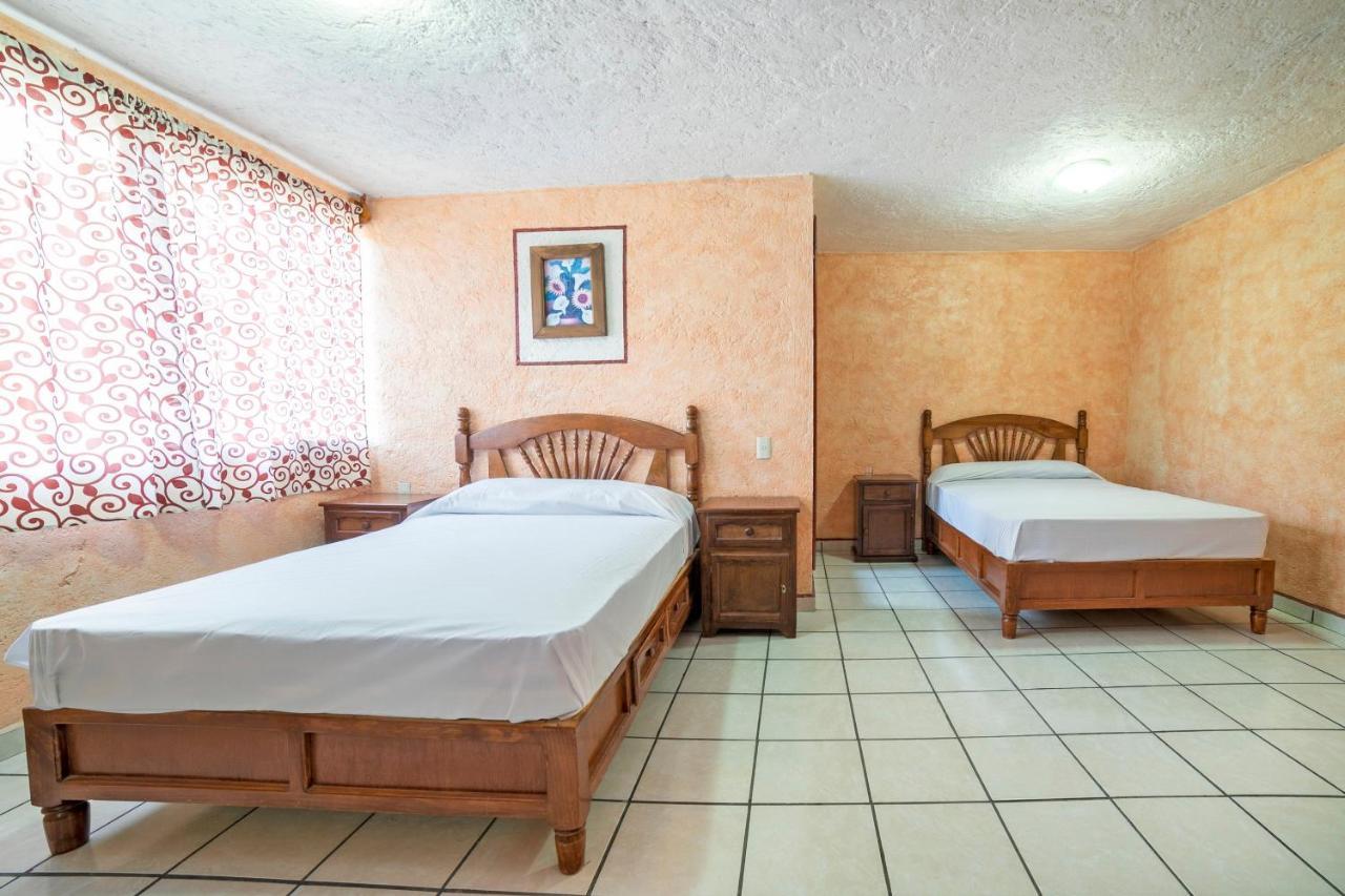 Hotel Fernando'S Tlalpujahua de Rayón エクステリア 写真