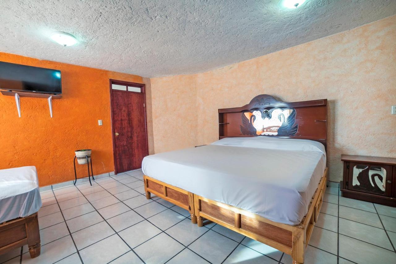 Hotel Fernando'S Tlalpujahua de Rayón エクステリア 写真