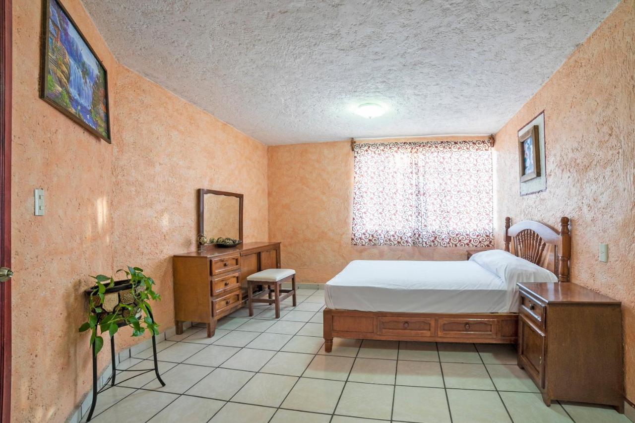 Hotel Fernando'S Tlalpujahua de Rayón エクステリア 写真