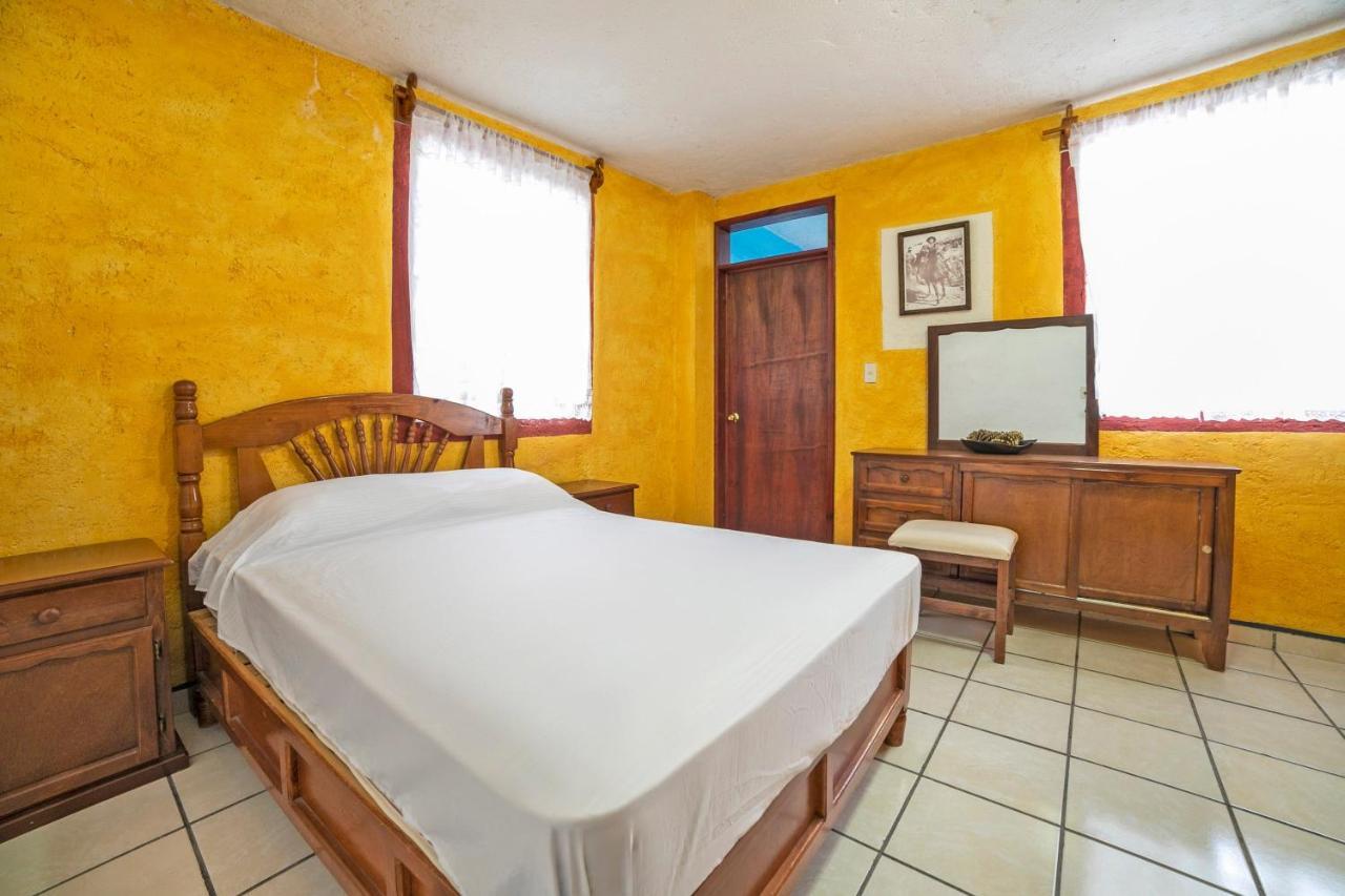 Hotel Fernando'S Tlalpujahua de Rayón エクステリア 写真